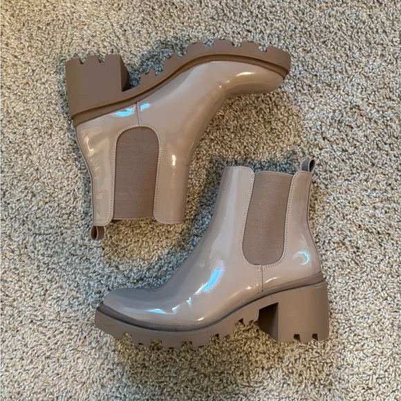 Just Fab Roonie Chelsea Boot - Picture 2 of 8